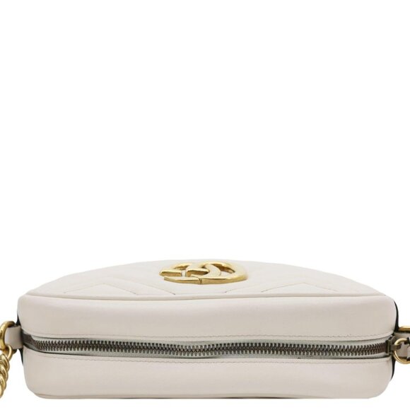 Gucci  GG Marmont Small Matelasse Chevron Leather Camera Bag White 447632 - Picture 5 of 15